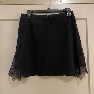 Madewell black size 6 mini lace skirt